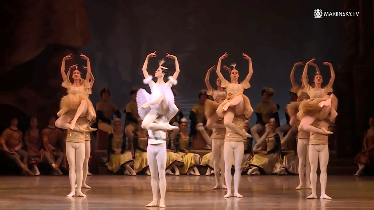 Raymonda - Mariinsky Ballet